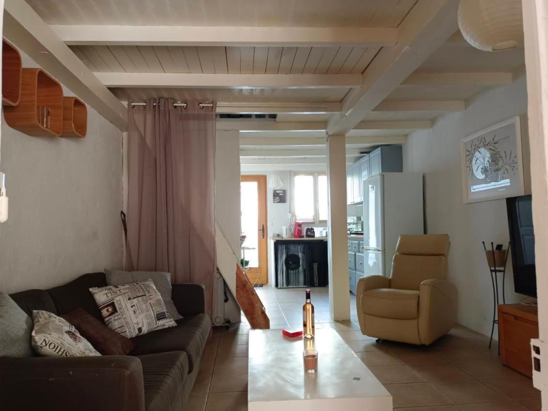 Amara Dos Apartment มาร์ติกส์ ภายนอก รูปภาพ